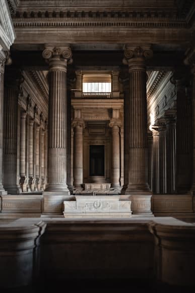 Courthouse columns